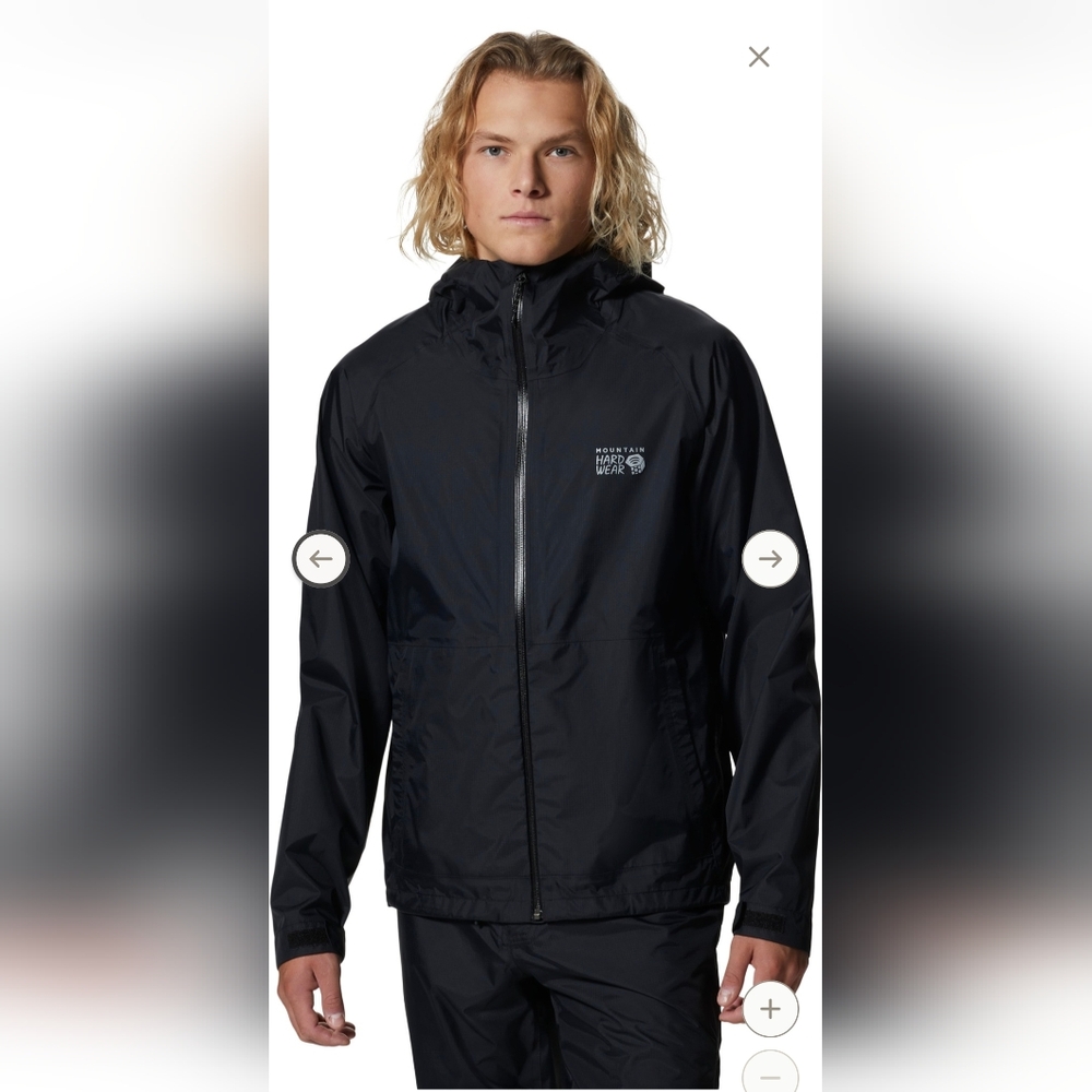 Mountain Hardwear Black Hooded Jacket/Windbreaker